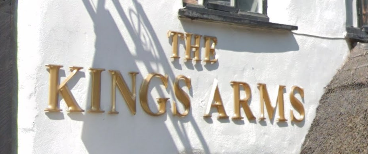 The Kings Arms Sign Letters - Moulded Letters